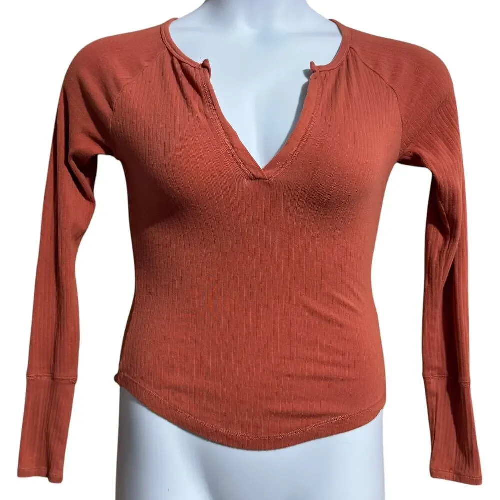 Free People Intimately Billie Ribbed Split-Neck Rust Long Sleeve Top Small